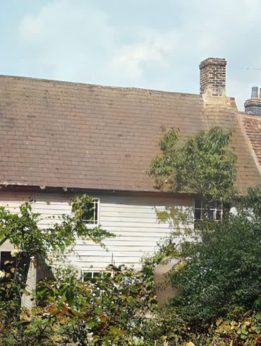 Una casa encantada, un conte de Virginia Woolf en traducció de Marta Pera.