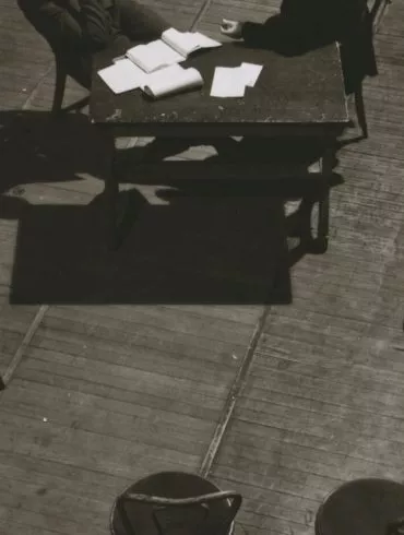 Escriure en castellà i no en català a Catalunya: resposta en forma d'article inèdit, més prosa de combat de Manuel de Pedrolo.